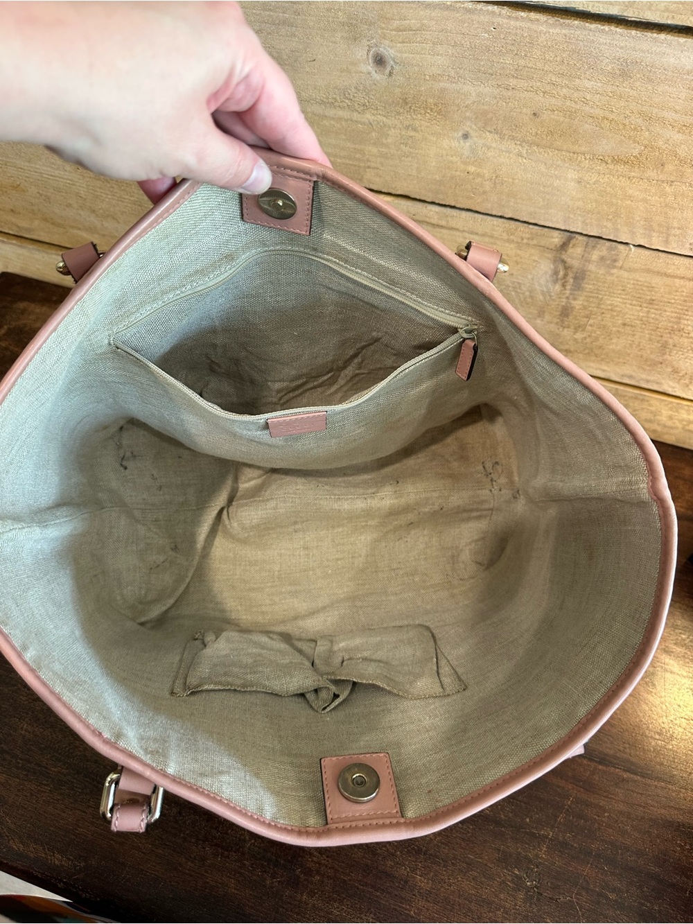 Authentic Gucci Microguccissima Leather Tote in blush pink 💕 - Picture 13 of 16